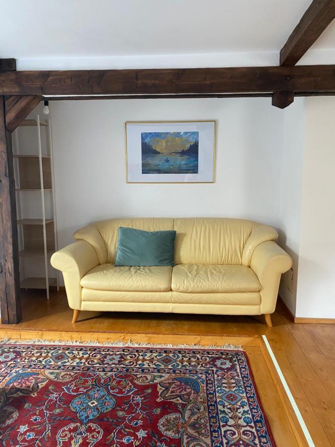 Rose'S Oldtown Apartment Brasov Ngoại thất bức ảnh