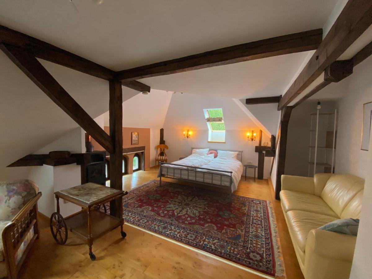 Rose'S Oldtown Apartment Brasov Ngoại thất bức ảnh
