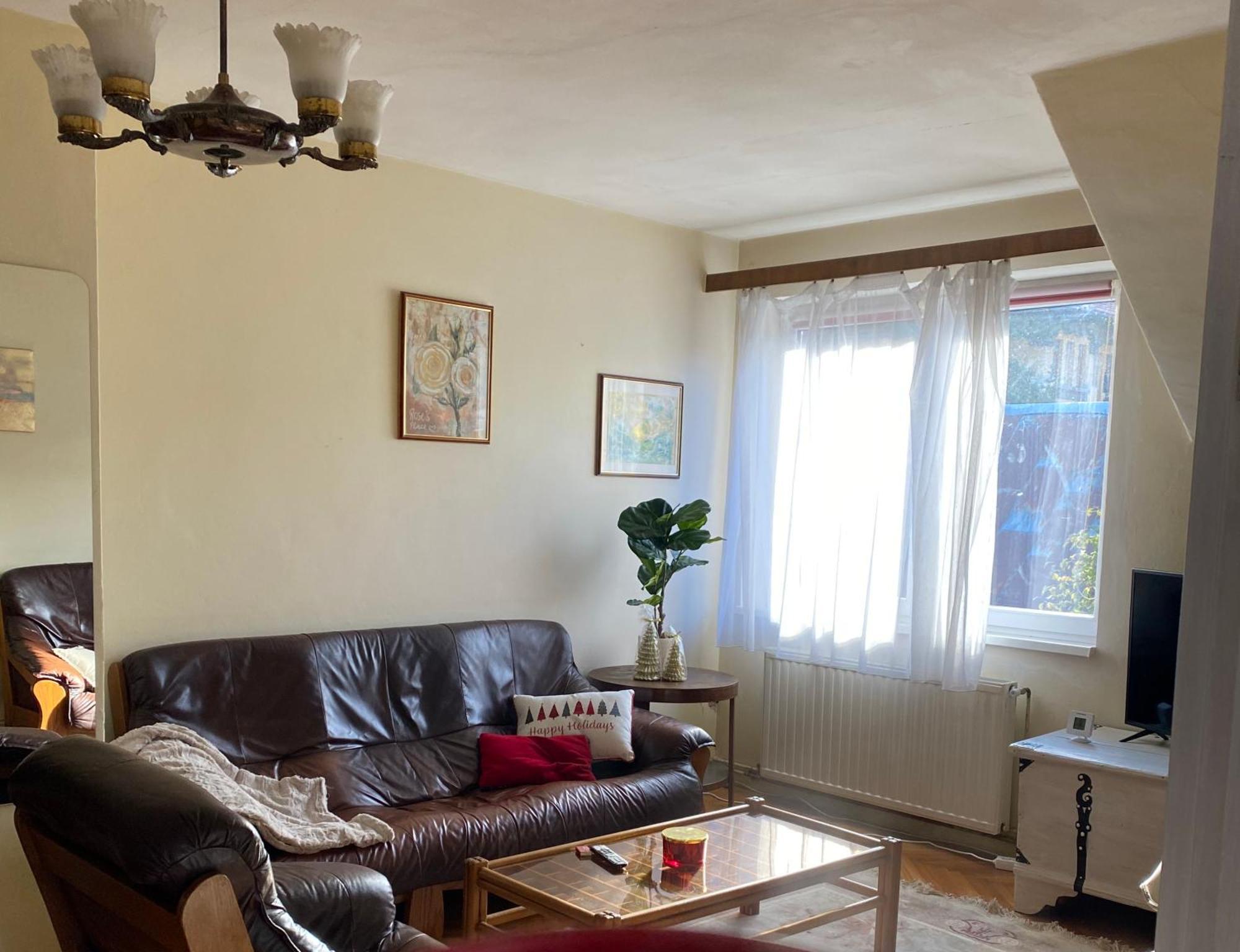 Rose'S Oldtown Apartment Brasov Ngoại thất bức ảnh