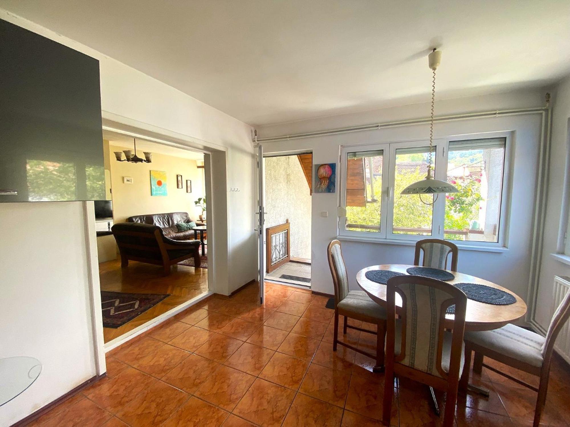 Rose'S Oldtown Apartment Brasov Ngoại thất bức ảnh